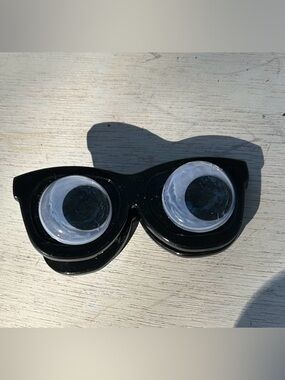 5/$25 Chip Clip Black Novelty Sunglasses with Googly Eyes